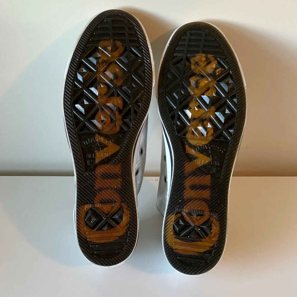 Converse Century Project Men's Metallic Silver Low Top Size 12 EUC - Picture 9 of 11